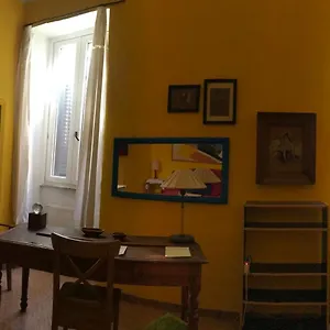 Apartamento Del Boschetto, Roma