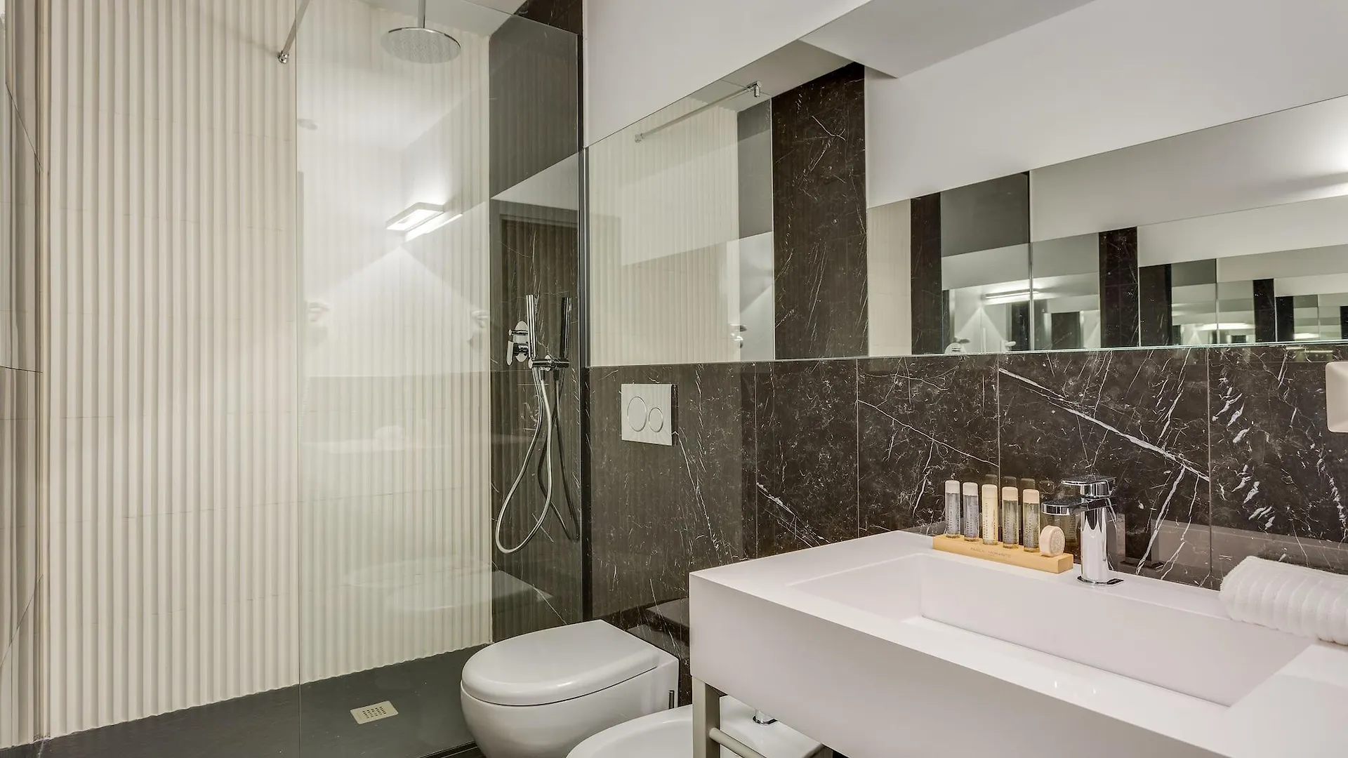 ****  Otivm Hotel Rzym Włochy